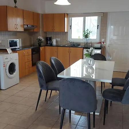 Nissi Golden Sands Sea View 2 Bedroom Apartament *