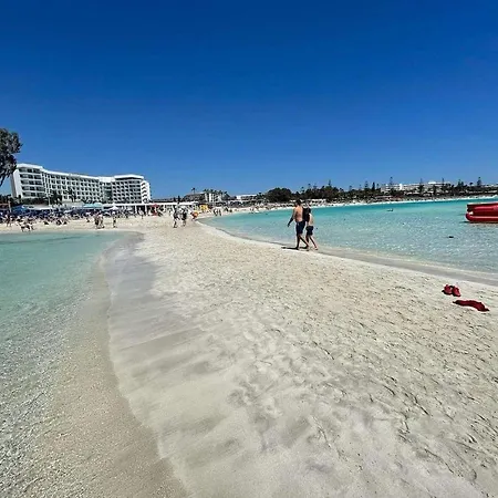 Nissi Golden Sands Sea View 2 Bedroom شقة أيا نابا