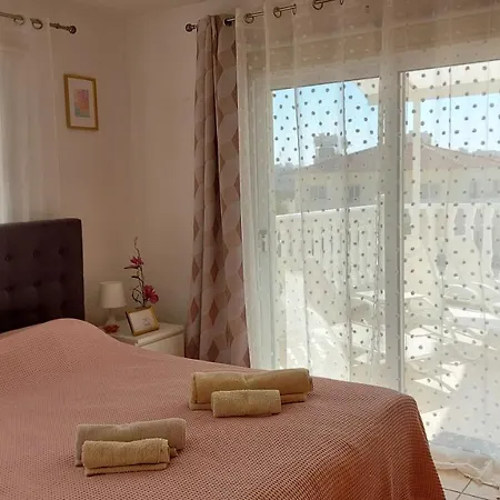 Nissi Golden Sands Sea View 2 Bedroom شقة *