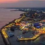 Nissi Golden Sands Sea View 2 Bedroom Apartament *