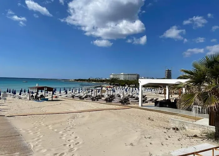 Nissi Golden Sands Sea View 2 Bedroom Apartmán Ayia Napa