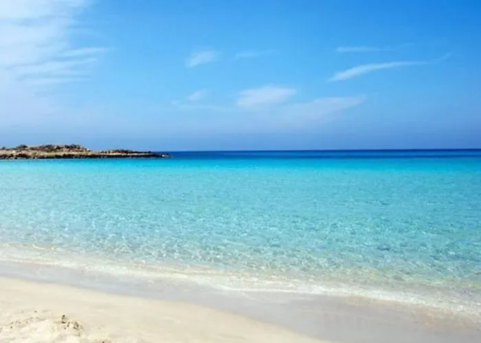 Apartmán Nissi Golden Sands Sea View 2 Bedroom *